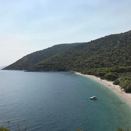 Three Elements Holiday home Pefkali