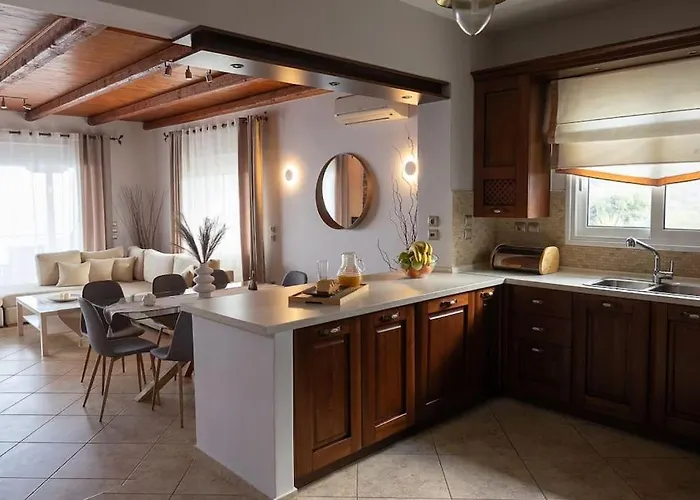 Three Elements Pefkali